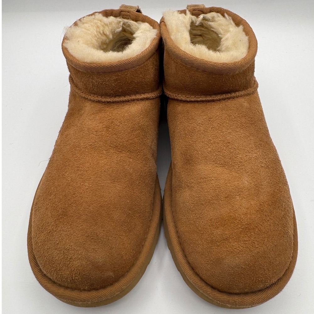 UGG Classic Ultra Mini Chestnut Suede Boots 1116109 Womens Size 8